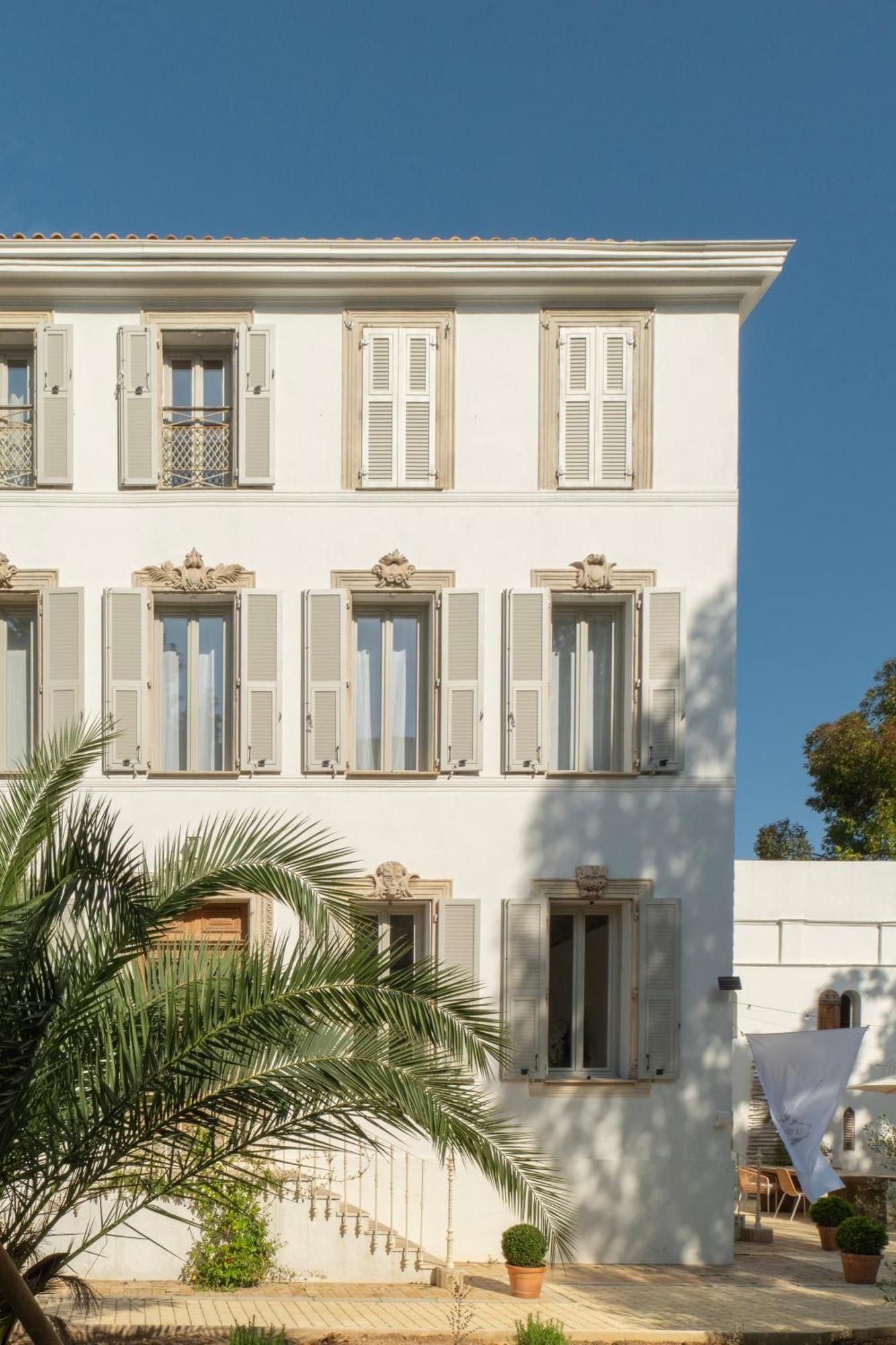 Hotel La Batisse En Blanc Golfe-Juan Exterior foto